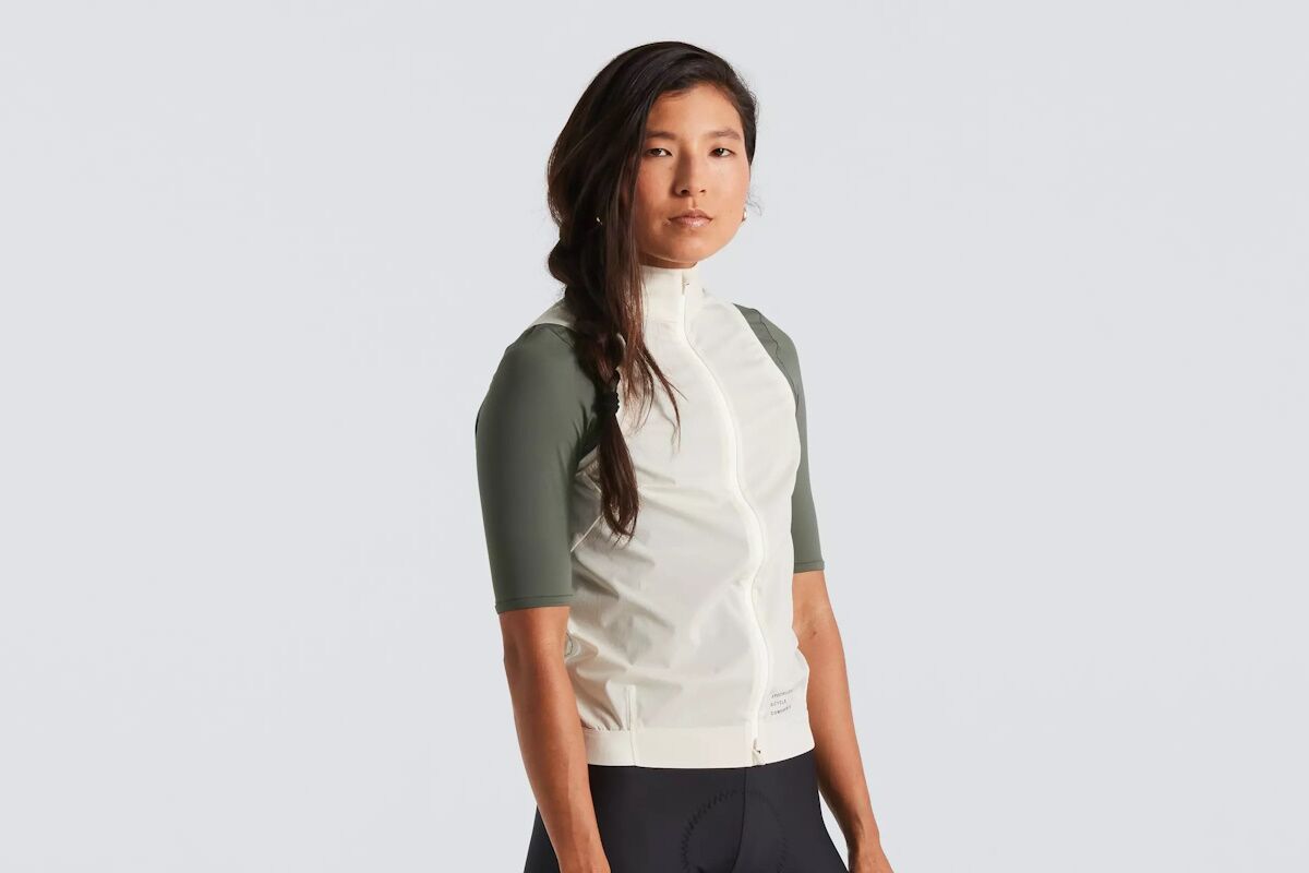 Chaleco Prime Wind Mujer 2024 – Specialized | Ligero, Resistente al Viento y Plegable - Imagen 12