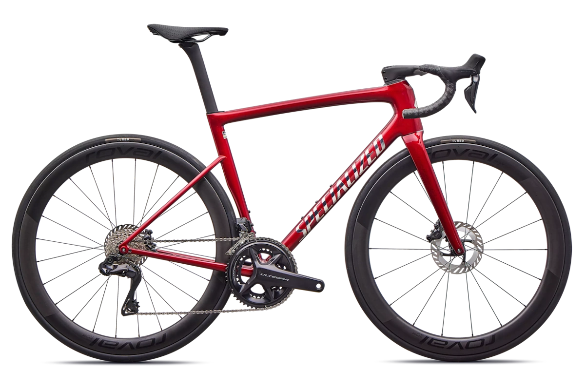 Tarmac SL8 Pro 2026 con Ultegra Di2 y potenciómetro 4iiii, ruedas Roval Rapide CL III tubeless. Aerodinámica Win Tunnel y Rider-First.