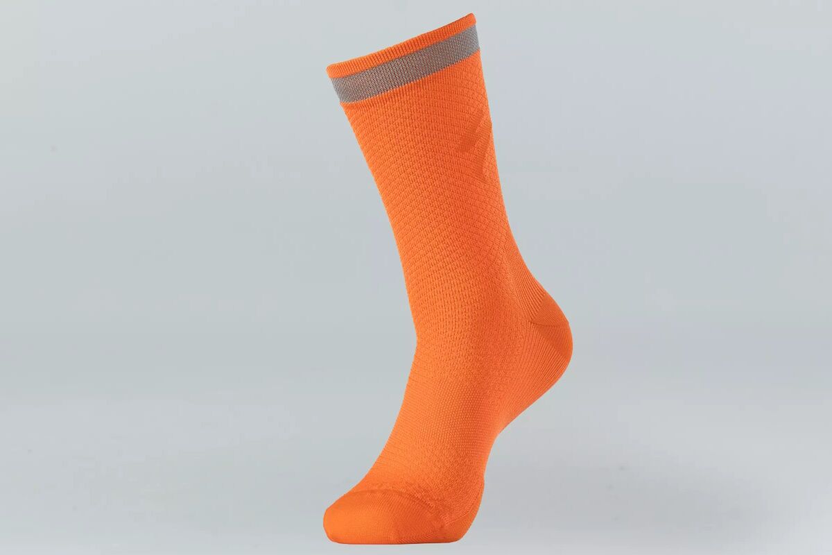 Specialized Calcetines Altos Reflectantes Soft Air Seguridad 2024 - Imagen 7