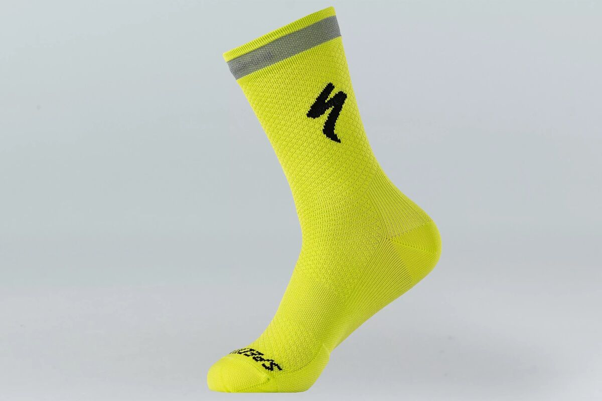 Specialized Calcetines Altos Reflectantes Soft Air Seguridad 2024 - Imagen 5