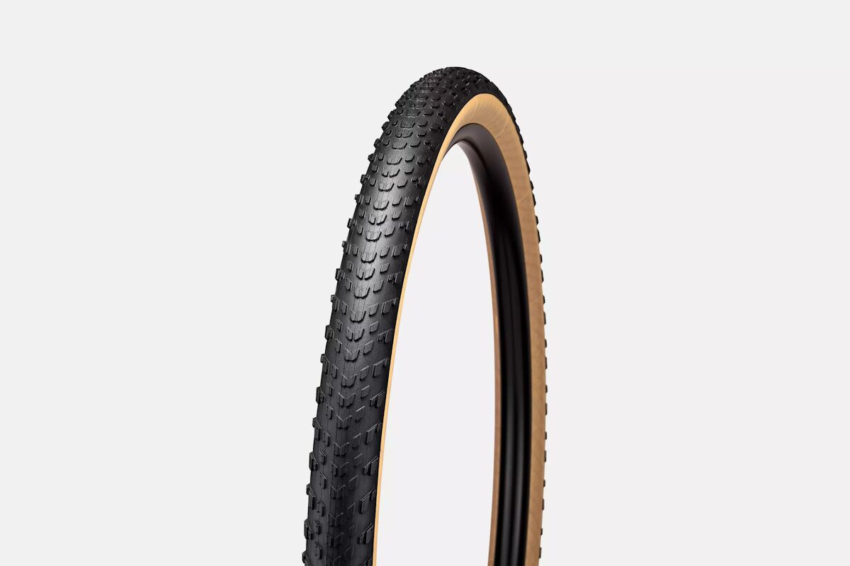 neumatico specialized terra tlr 2025 para gravel y trail competitivo, banda de rodadura con tacos reforzados, compuesto gripton t5, carcasa tubeless de 3 capas