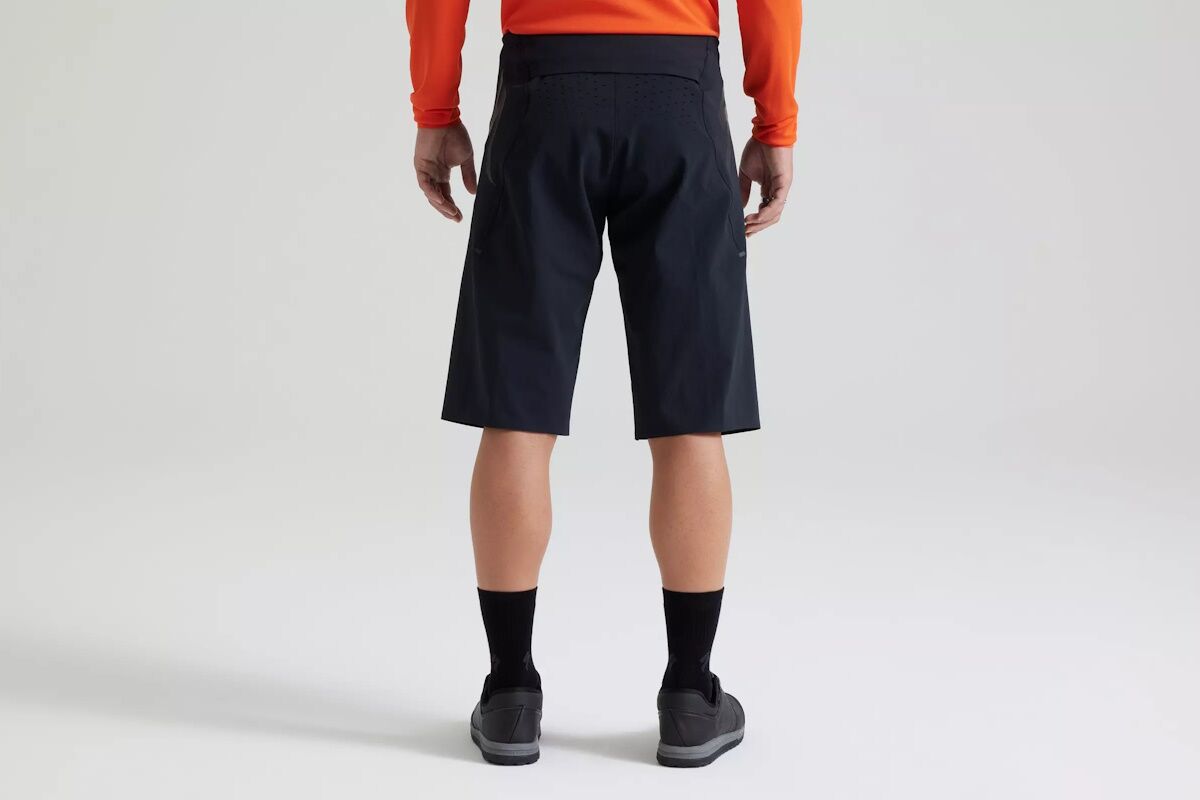 Pantalón corto Specialized Gravity unisex – Durabilidad, Frescura y Estilo - Imagen 8