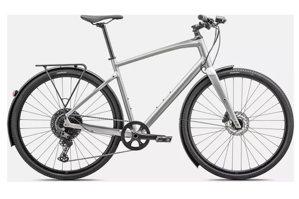 Bicicleta Specialized Sirrus X 4.0 EQ 2024 en tallas XS y S, ideal para movilidad urbana y cicloturismo, equipada con portabultos, guardabarros y luces por dinamo, perfecta para jóvenes y personas de hasta 160 cm de altura que buscan comodidad, seguridad y tecnología avanzada.