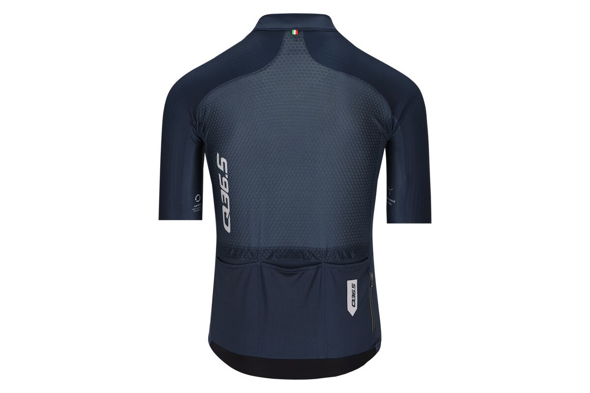 Maillot Q36.5 Gregarius Pro Signature – Aerodinámica, Termorregulación y Estilo Exclusivo para Ciclistas de Alto Nivel - Imagen 7