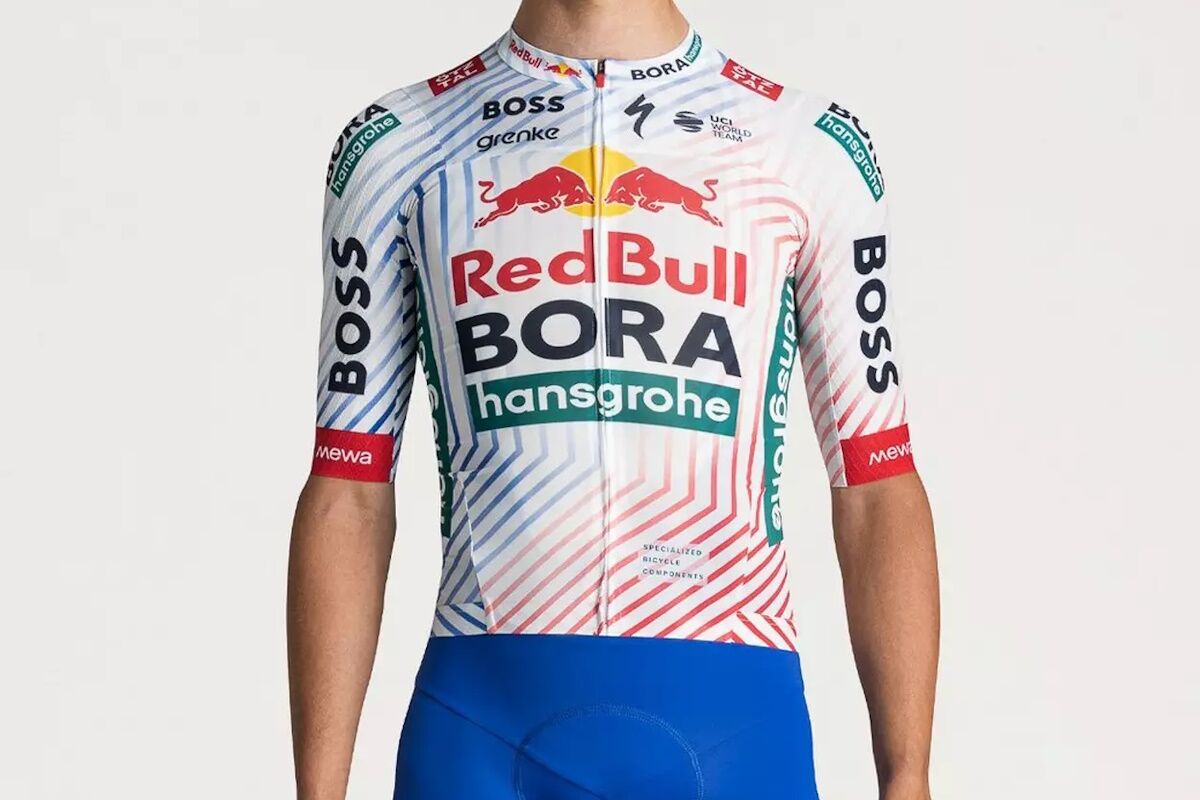 Maillot Race TDF Red Bull BORA hansgrohe Tour LTD edición limitada, diseño exclusivo Tour de Francia 2025, tejido aerodinámico de alta compresión, tres bolsillos traseros y cremallera completa, estilo profesional y brillante.