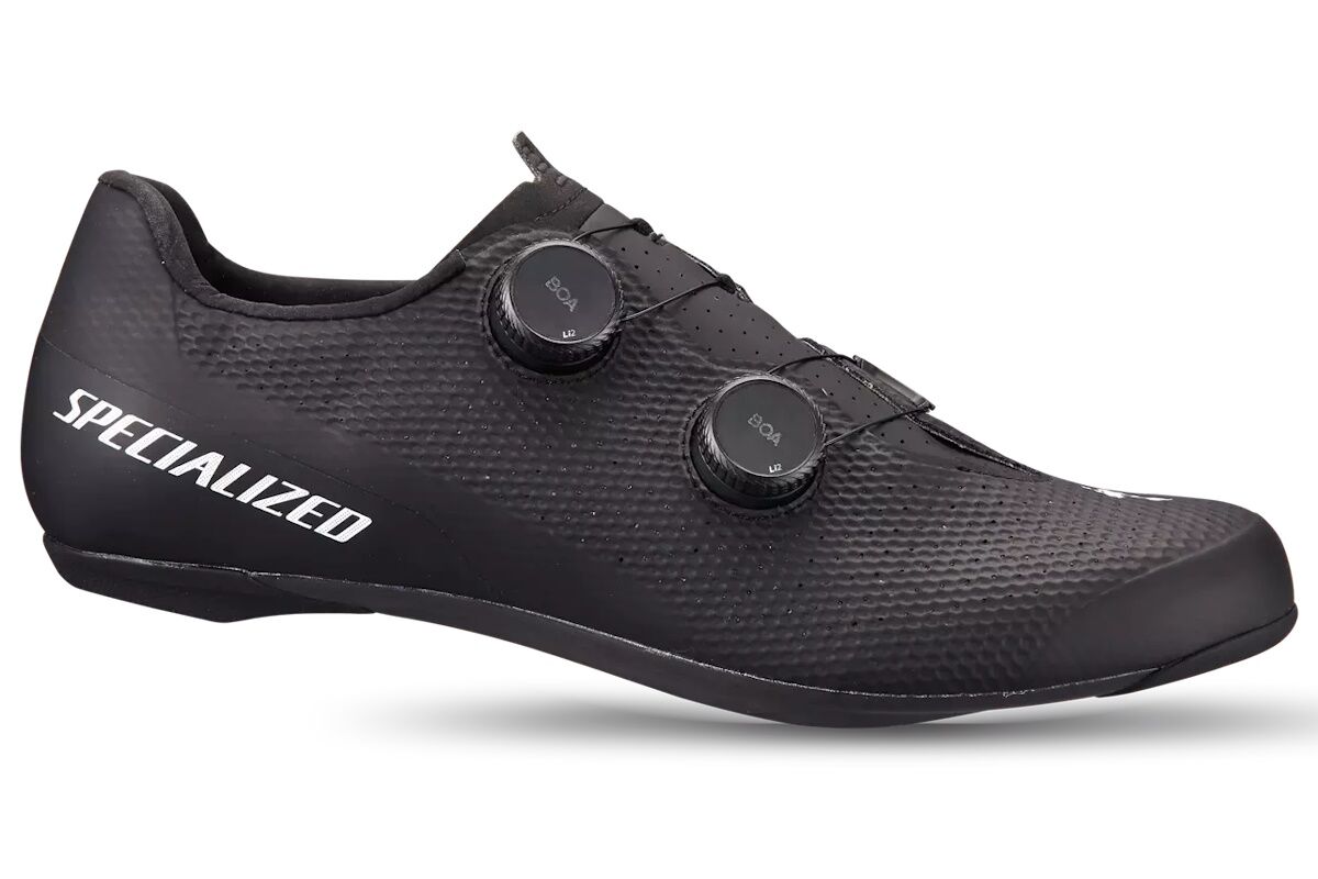 Zapatillas de carretera Torch 3.0 con suela de carbono, sistema de cierre Dual Boa® y diseño Body Geometry para mayor comodidad, eficiencia y ajuste perfecto.