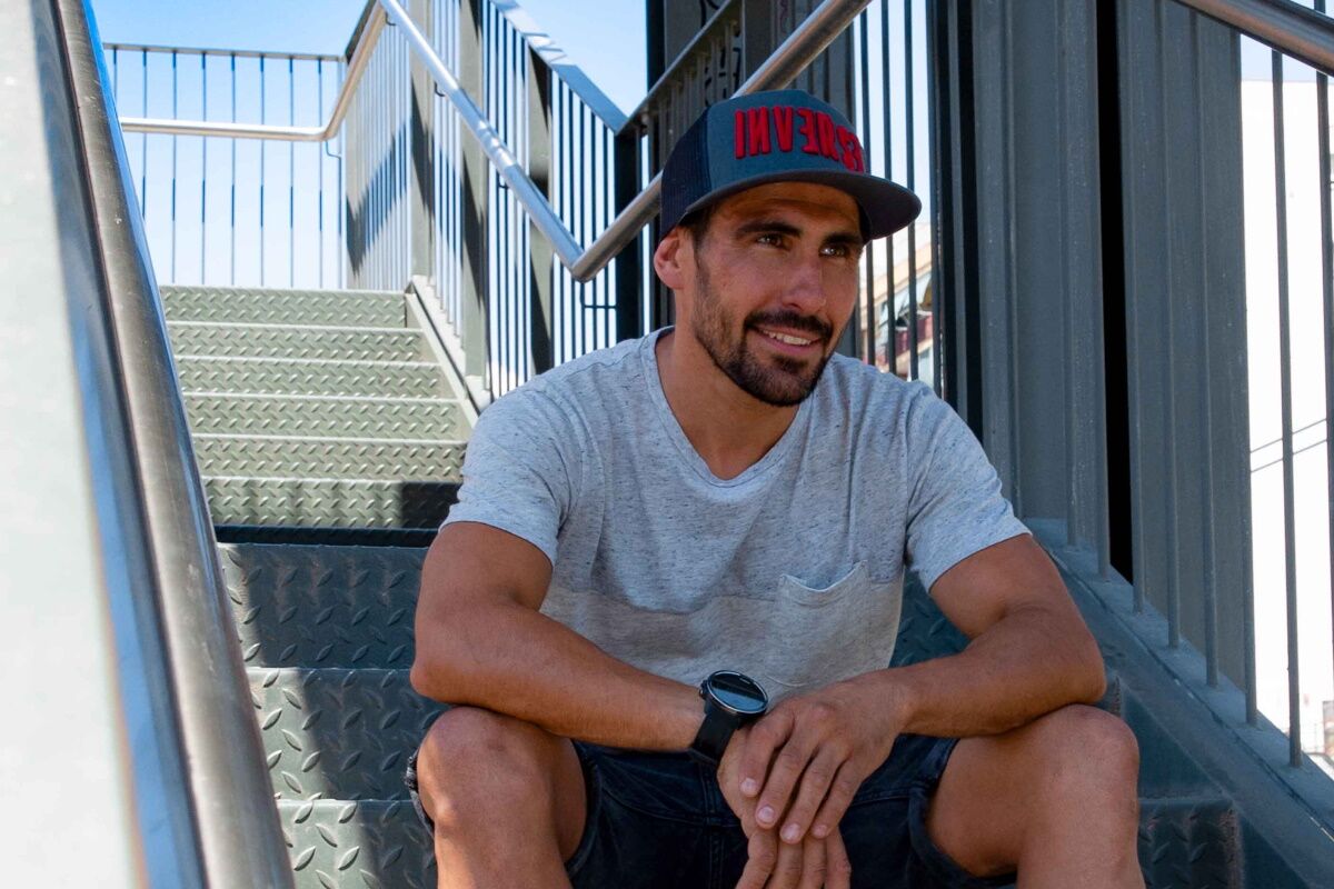 Gorra INVERSE TRUCKER RUSHER GRIS - Imagen 4