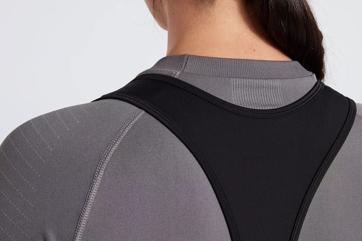 Specialized Camiseta Interior Mujer | Sin Costuras & Control de Humedad 2024 - Imagen 4