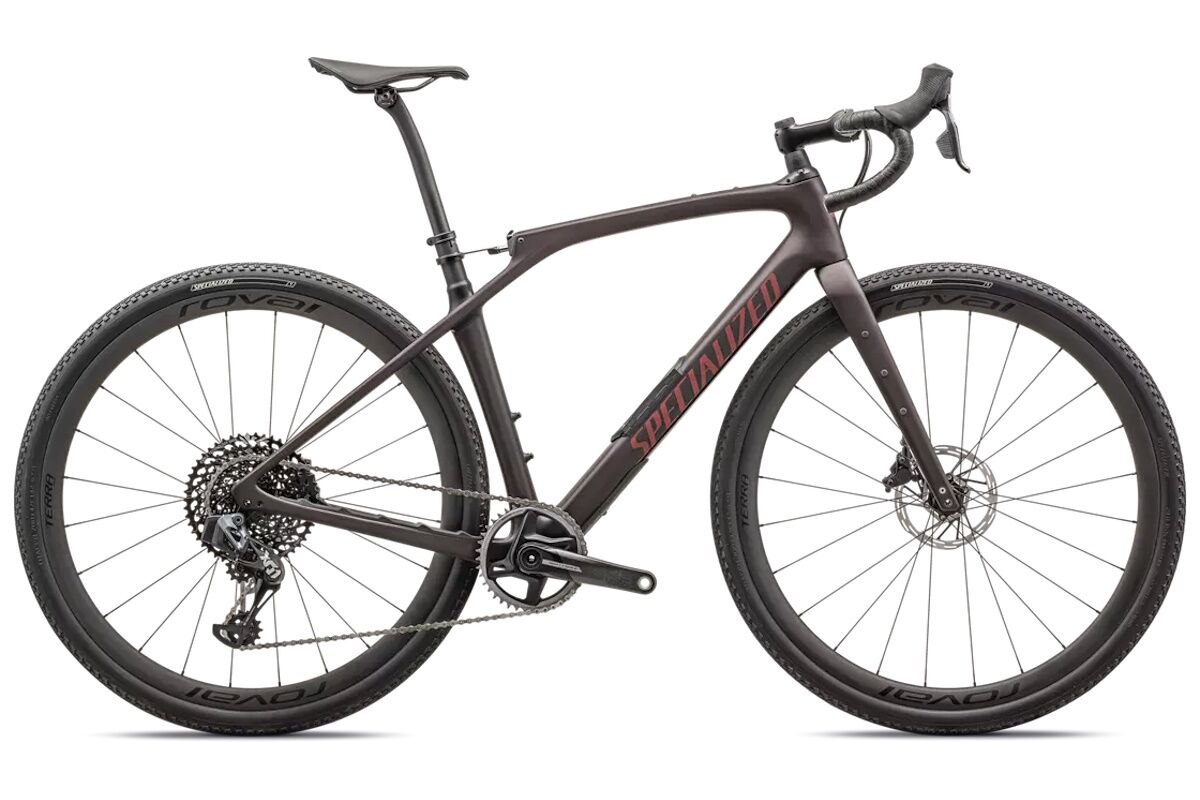 Specialized Diverge STR Pro 2024, bicicleta gravel carbono con suspensión Future Shock delantera y trasera, transmisión electrónica SRAM, ruedas Roval, oportunidad modelo anterior.