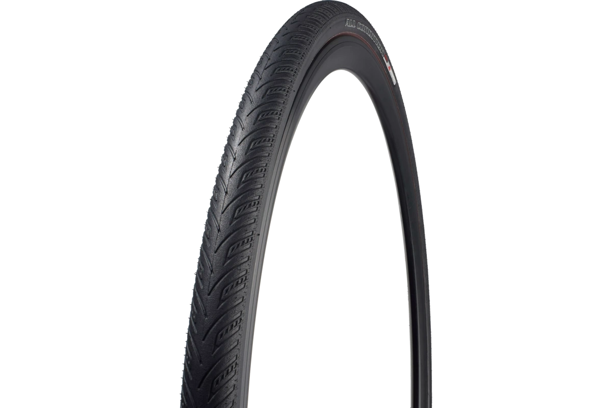 Neumático de carretera Specialized All Condition Armadillo: tracción en seco/mojado y protección antipinchazos Armadillo. Medidas 700x23–700x32 y 27x1-1/4.