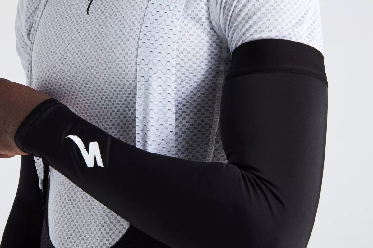 Manguitos SPECIALIZED con logo