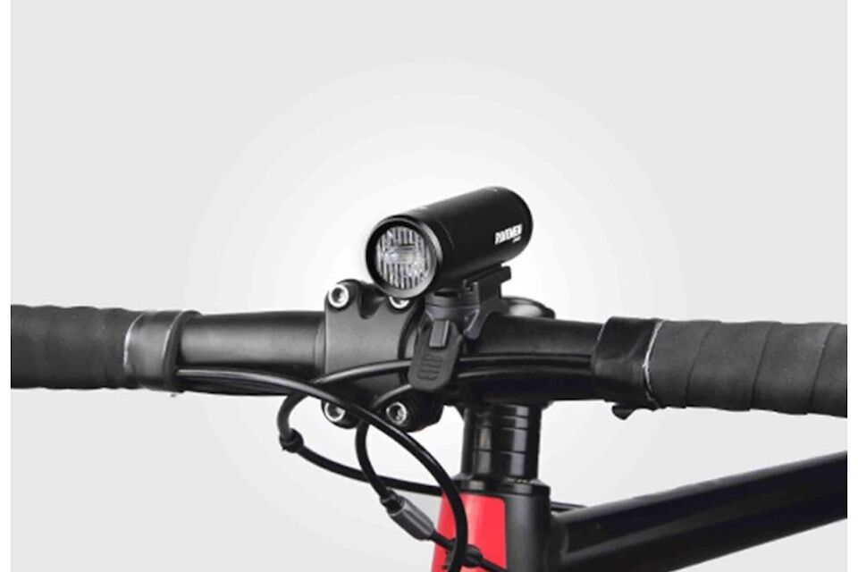 Kit luces Ravemen Foco delantero CR600 y piloto trasero TR20 - Imagen 5