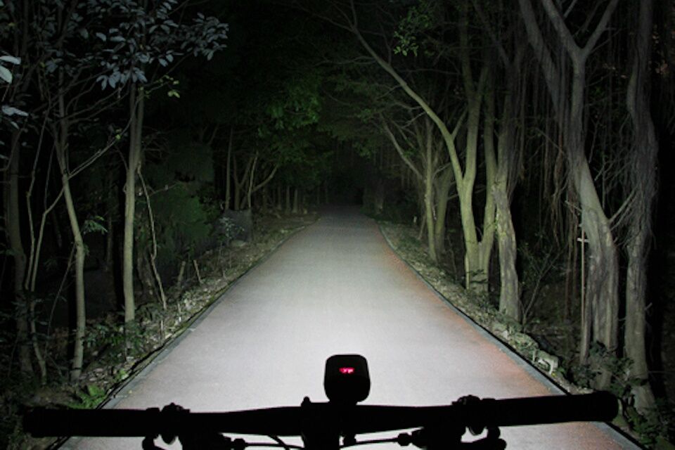 Faro delantero Ravemen PR2000 2000 Lúmenes - Imagen 5