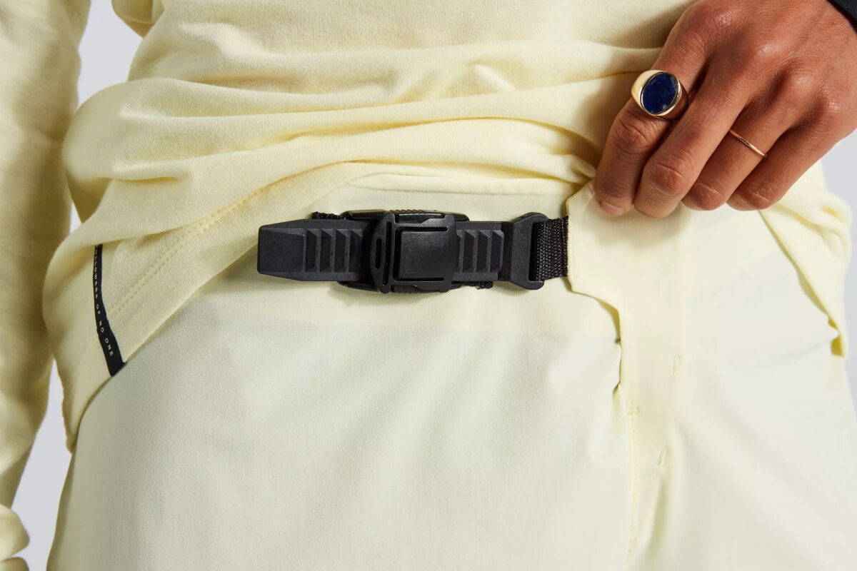 Pantalones Specialized Women's Butter Trail Air – Estilo, Rendimiento y Protección - Imagen 3