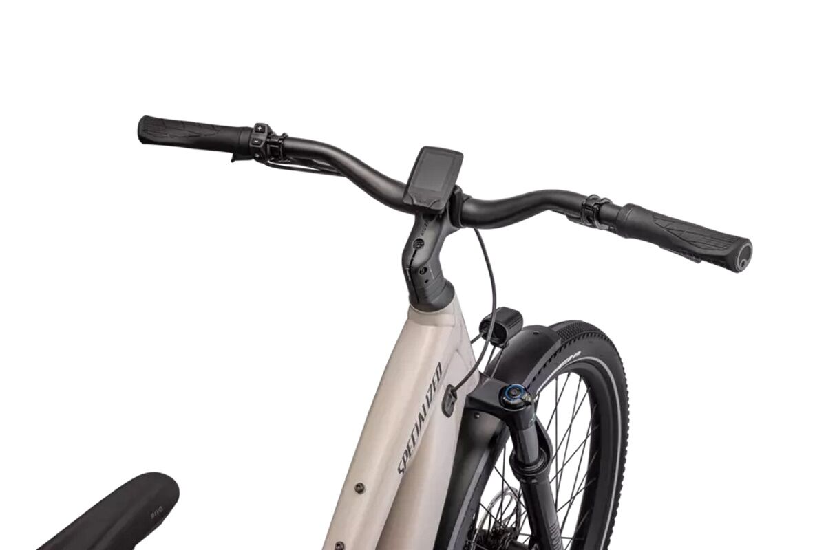 Specialized Turbo Vado 5.0 IGH Step-Through: La E-Bike para Mujeres que Lideran con Estilo y Prestigio - Imagen 9