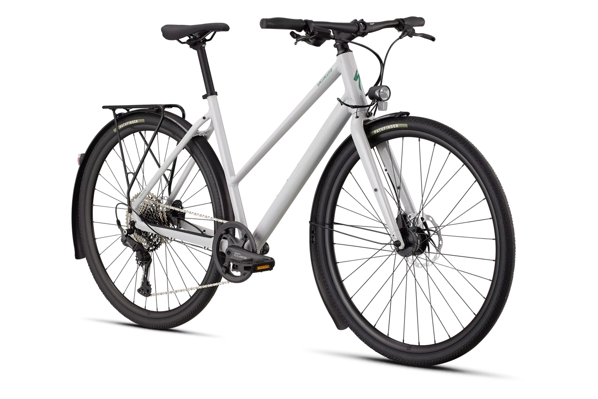 Specialized Sirrus X 3.0 EQ Step-Through 2026 – Híbrida equipada con Shimano CUES 1x11 (11–50), buje dinamo con luces, portabultos Racktime y guardabarros DRYTECH - Imagen 4