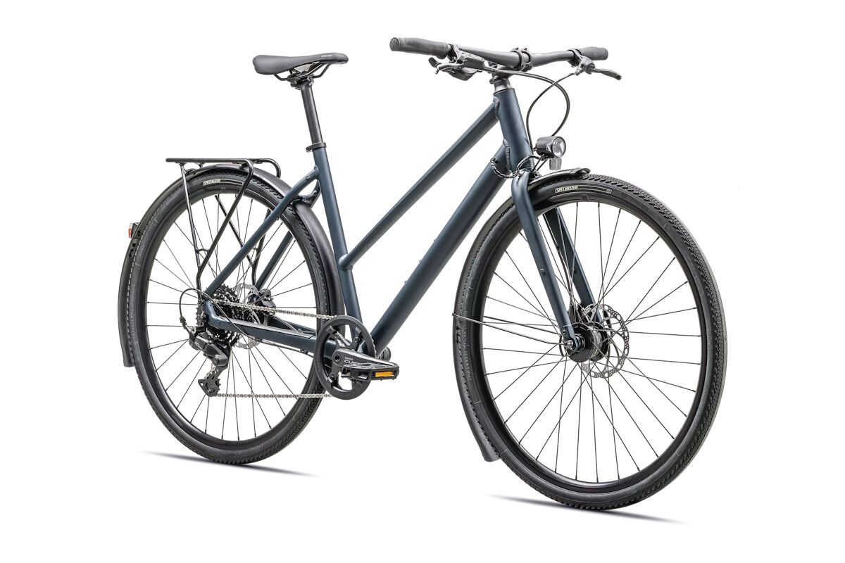 Specialized Sirrus X 2.0 EQ Step-Through 2026 – Bici urbana mixta equipada con portabultos, guardabarros y luces a dinamo + Shimano CUES 1x9 (11–46) y frenos hidráulicos - Imagen 2