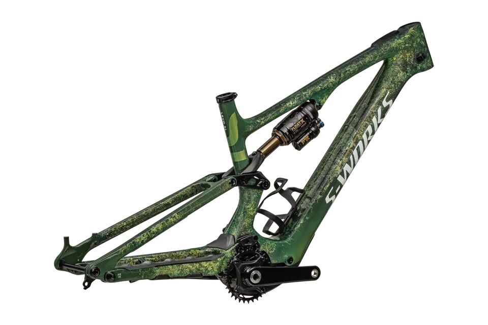 Cuadro Specialized S-Works Turbo Levo SL - 2025 - Team Yellow Tint / Pearl Impasto / Dark Moss Green / Metallic White Silver - Imagen 3