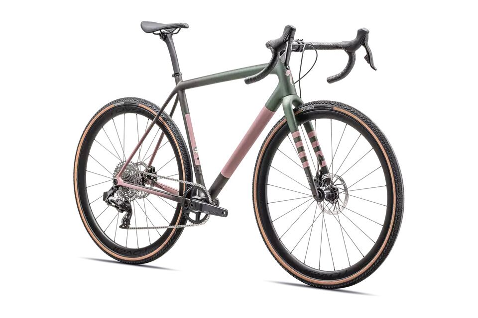 Oportunidad Bicicleta de gravel Specialized Crux Expert 2025 con cuadro FACT 10r, transmisión SRAM Rival eTap AXS, ruedas Roval Terra C Disc y neumáticos Pathfinder Pro. Ligera, avanzada y versátil.