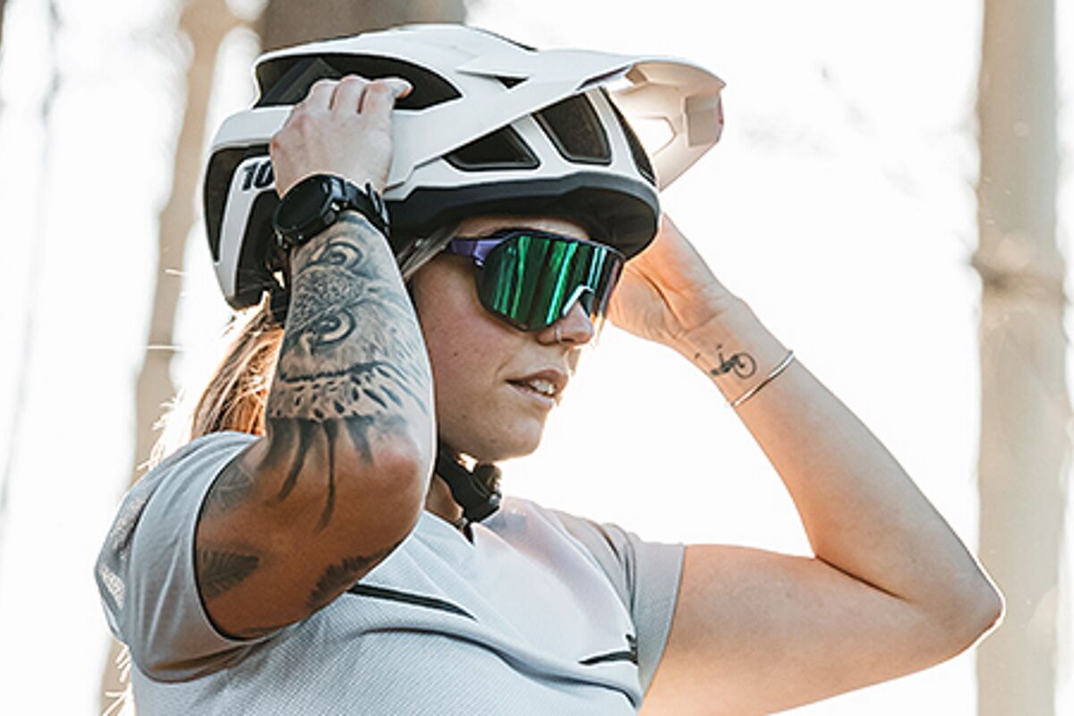 Gafas ciclismo 100% - S2® - Soft Tact Black - HiPER Crimson Silver Mirror Lens - Imagen 4