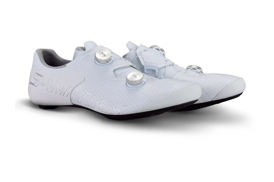 Zapatillas Specialized S-Works Ares 2 White para ciclismo de carretera, diseño ligero y aerodinámico, con horma Body Geometry, suela de carbono unidireccional y sistema BOA Fit para ajuste preciso