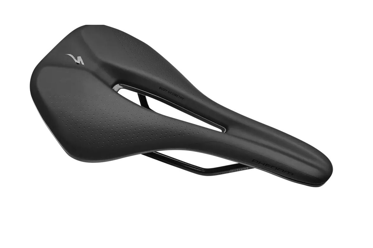 Sillín Specialized Phenom Comp con tecnología Adaptive Edge, raíles huecos de Cr-Mo, acolchado de Nivel II, diseño Body Geometry y compatibilidad con montaje SWAT™.