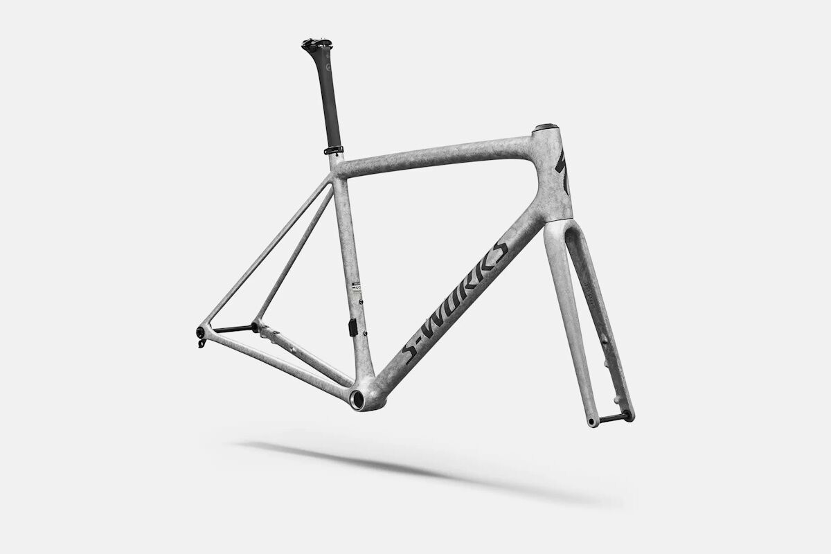 S-Works Aethos 2 Frameset 2026 | FACT 12r Carbon | Mejor Precio gloss-silver-blurred