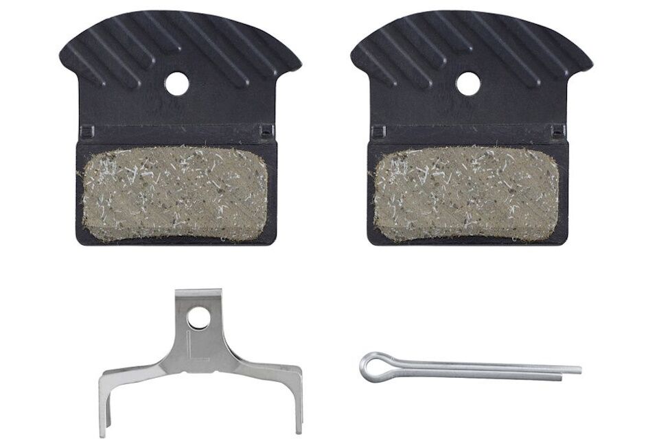 Pastillas de freno de resina Shimano J05A-RF con aleta y muelle con pasador de aletas - Imagen 2