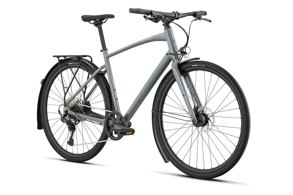 Ofeta Specialized Sirrus X 3.0 EQ con cuadro de aluminio A1, horquilla A1, transmisión Shimano CUES 1x11 (11–50), frenos hidráulicos, neumáticos Pathfinder 700x40 y equipamiento urbano con portabultos, guardabarros DRYTECH y luces a dinamo