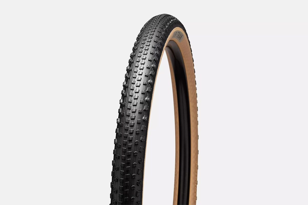 Neumático XC para hardpack: Specialized Air Trak TLR con GRIPTON Dual T5/T7, carcasa Flex Lite 60 TPI y pesos desde 575 g.
