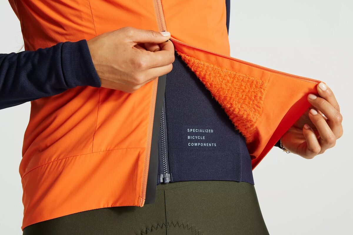 Chaleco Specialized Prime Alpha Mujer 2023 – Rendimiento y Estilo para Climas Fríos - Imagen 5