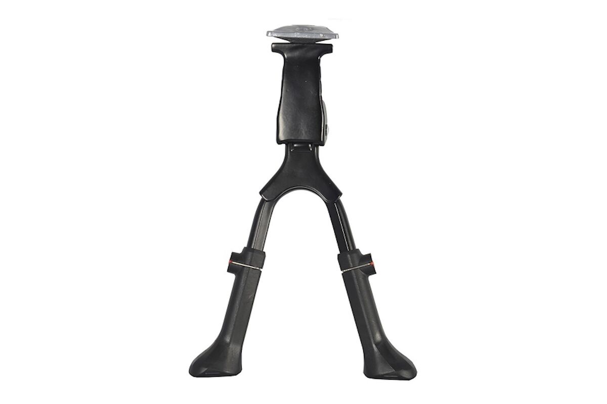 Caballete doble OXC Double Kickstand negro, compatible con e‑bikes y bicicletas de carga. Montaje central, patas ajustables para ruedas de 26" a 28" y capacidad hasta 35 kg.