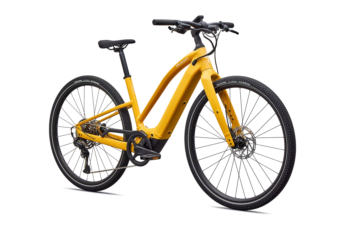 Specialized Turbo Vado SL 2 4.0 Step-Through 2027 con motor Specialized SL 1.2, batería integrada 520 Wh, Future Shock 3.1, pantalla Mastermind H3, frenos hidráulicos y neumáticos Hemisphere 700x47 con flancos reflectantes, Color: Gloss Brassy Yellow / Metallic White Silver Frost Reflective