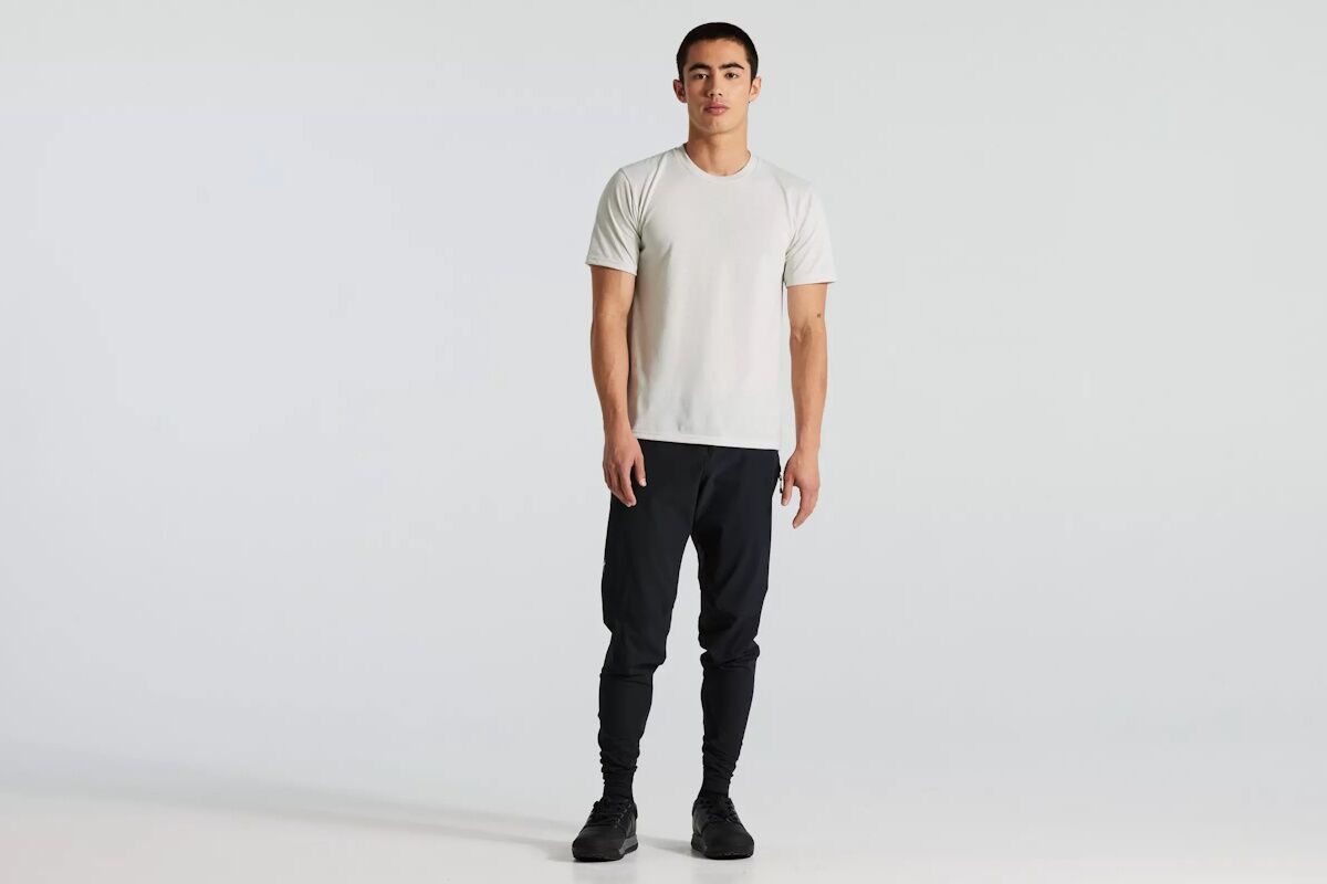 Specialized Sly Unisex | Comodidad y Estilo Manga Corta 2023 - Imagen 2
