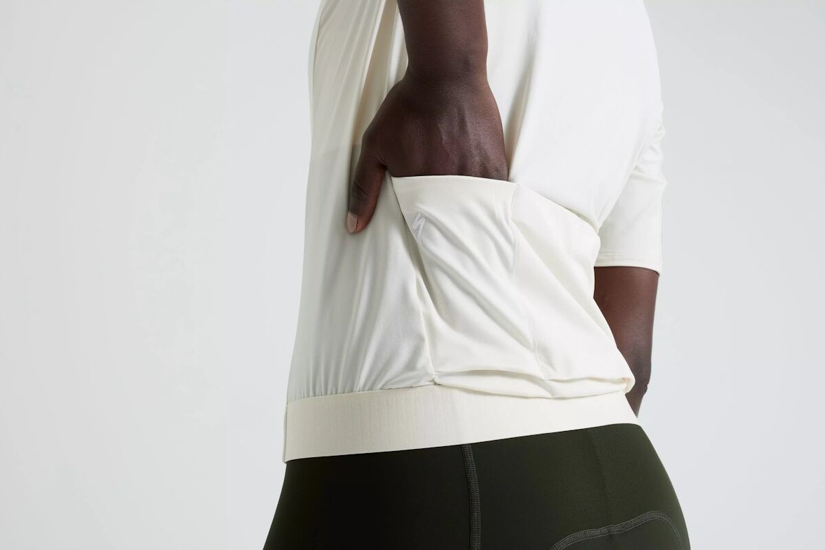 Maillot de Manga Corta Specialized Foundation Mujer – Estilo Brillante, Confort Premium y Distintivo de Calidad para Ciclismo Femenino - Birch White - Imagen 4