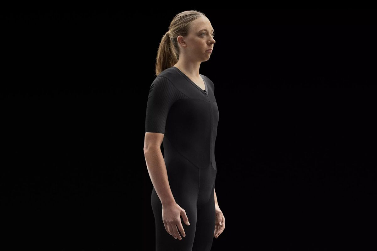 Mono Specialized S‑Works Aero Mujer – Aerodinámico, Compresivo y Sostenible - Imagen 4