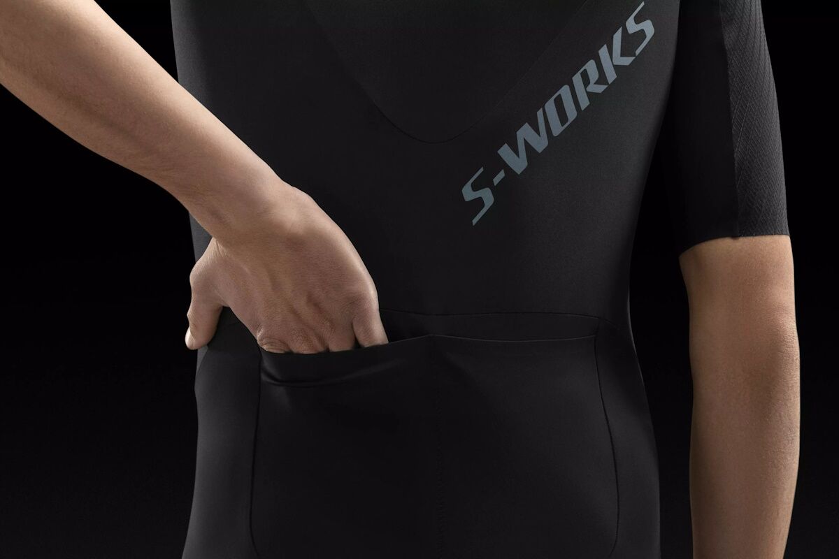 Mono Specialized S‑Works Aero Mujer – Aerodinámico, Compresivo y Sostenible - Imagen 2
