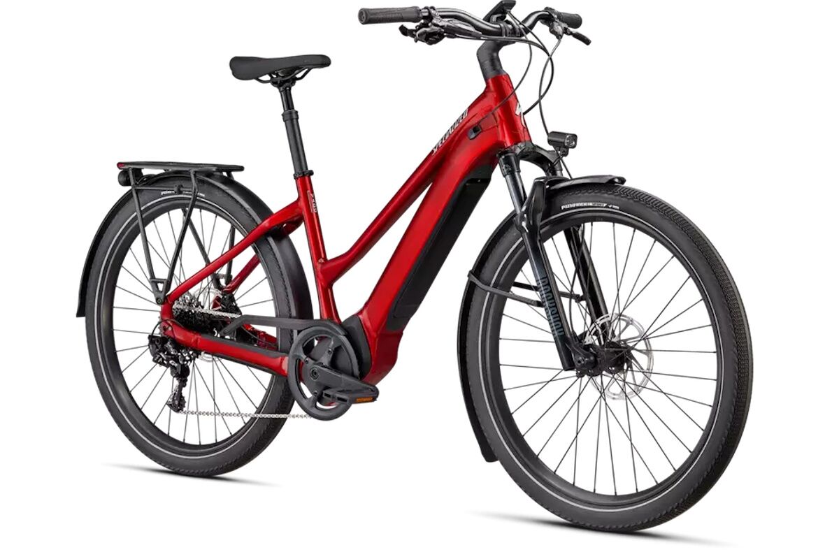 Specialized Turbo Vado 5.0 Step-Through, e-bike para mujer urbana de calidad superior, ideal para desplazamientos urbanos y aventuras. Potencia y autonomía garantizadas. Adquiérela en un DAE para evitar falsificaciones.