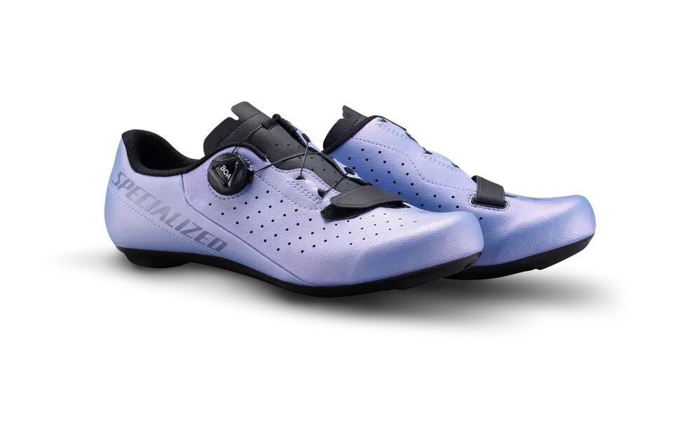 Zapatillas de ciclismo Carretera Specialized Torch 1.0 Blanca, tecnología Body Geometry, suela de nylon, sistema de ajuste Boa L6, parte superior sintética con malla, ideal para ciclismo de carretera.