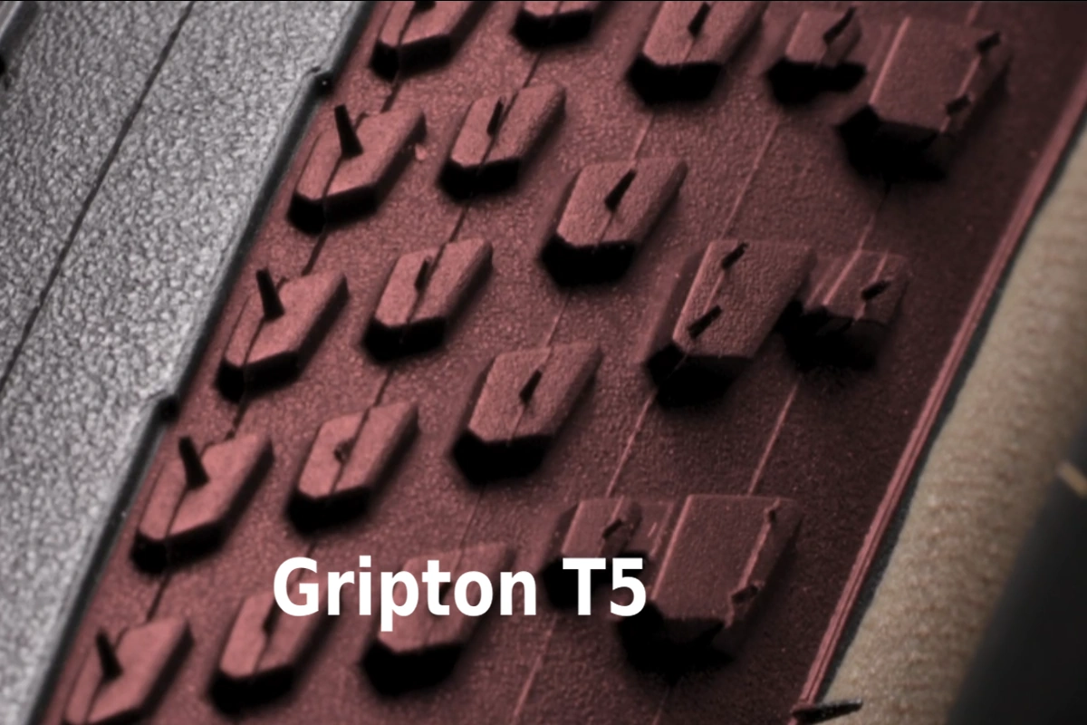 Specialized Pathfinder TLR Fast Gravel (2027) – Neumático Gravel Tubeless Ready 700c - Imagen 8