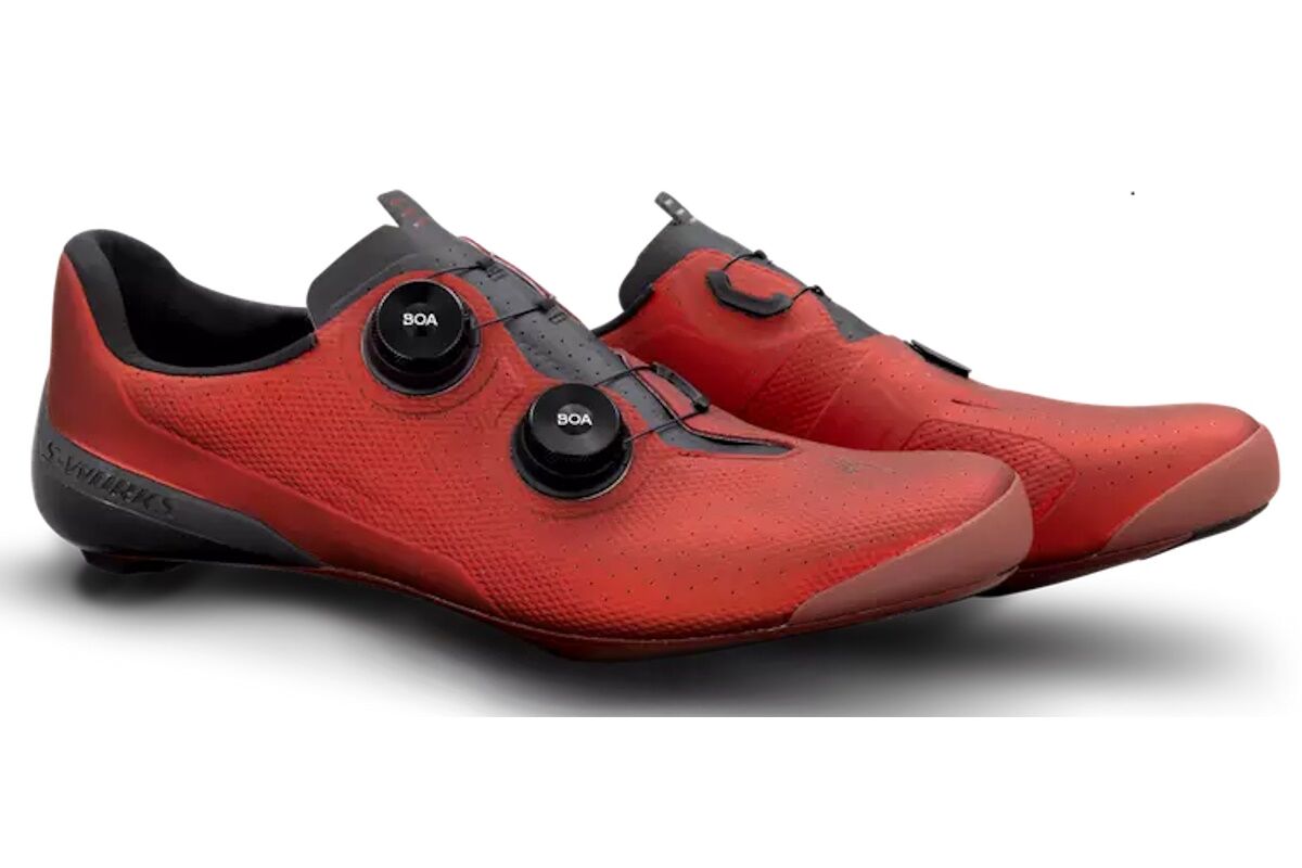 Zapatillas de Carretera Specialized Torch 1.0 ultraligeras, tecnología Body Geometry, suela de nylon, sistema de ajuste Boa L6, parte superior sintética con malla, para ciclistas principiantes.