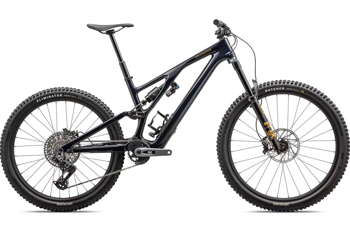Specialized Stumpjumper EVO Expert 2023, bicicleta all mountain/enduro de carbono, suspensión FOX, transmisión SRAM GX Eagle AXS, oportunidad modelo anterior, alta gama, geometría ajustable.