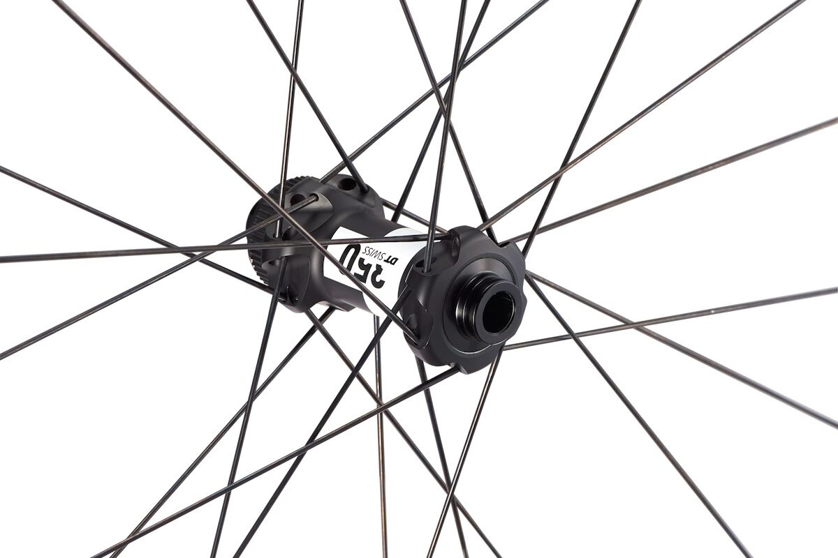 Specialized Roval Terra CL | Rueda de carbono ultraligera para gravel y carretera | Máxima eficiencia y durabilidad - Imagen 4