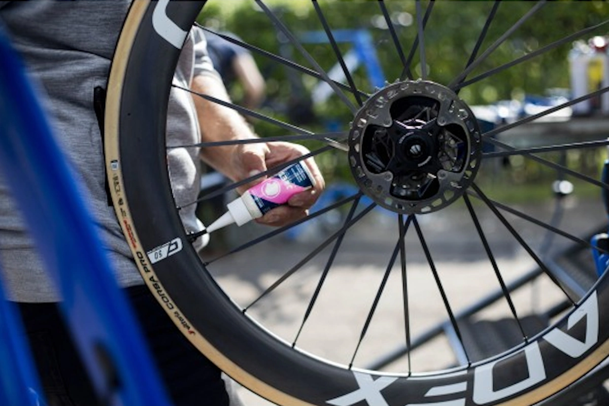 Líquido Tubeless Carretera Joe's No Flat - Protección de Alta Presión hasta 130 psi - Imagen 2