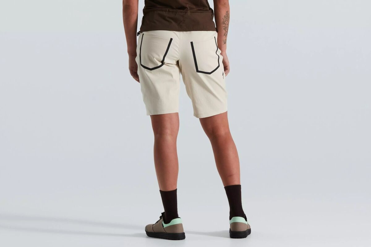 Pantalones cortos Specialized ADV Mujer – Rendimiento, Estilo y Tecnología VaporRize™ - Imagen 6