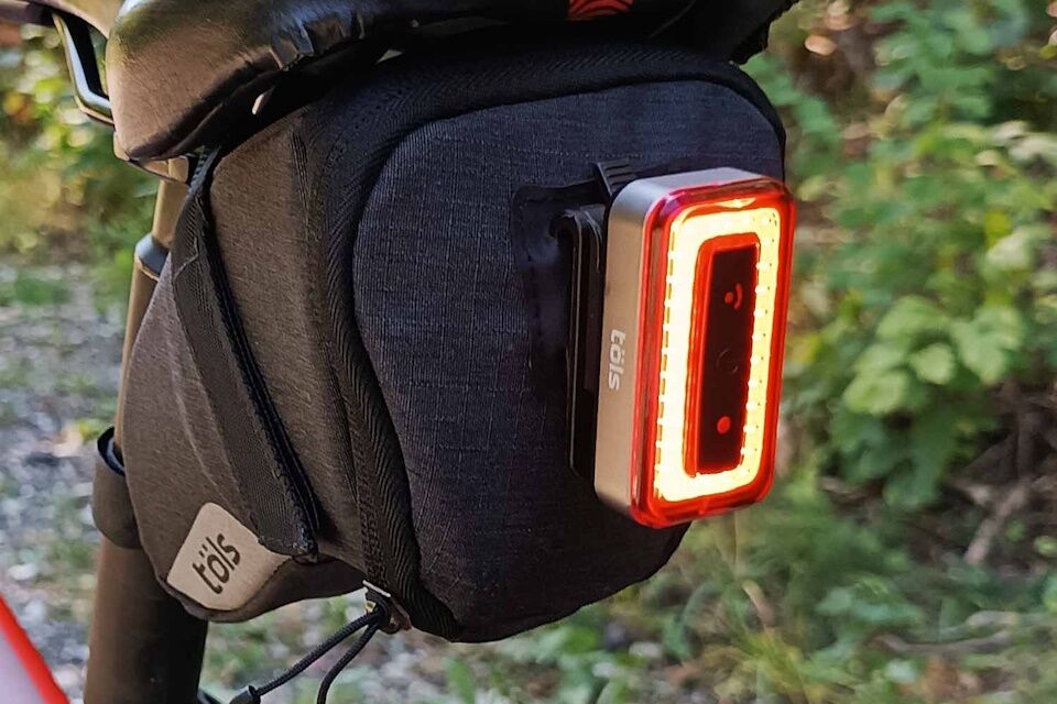 Piloto trasero TÖLS Lexia Pro 60 Lúmenes - Imagen 4