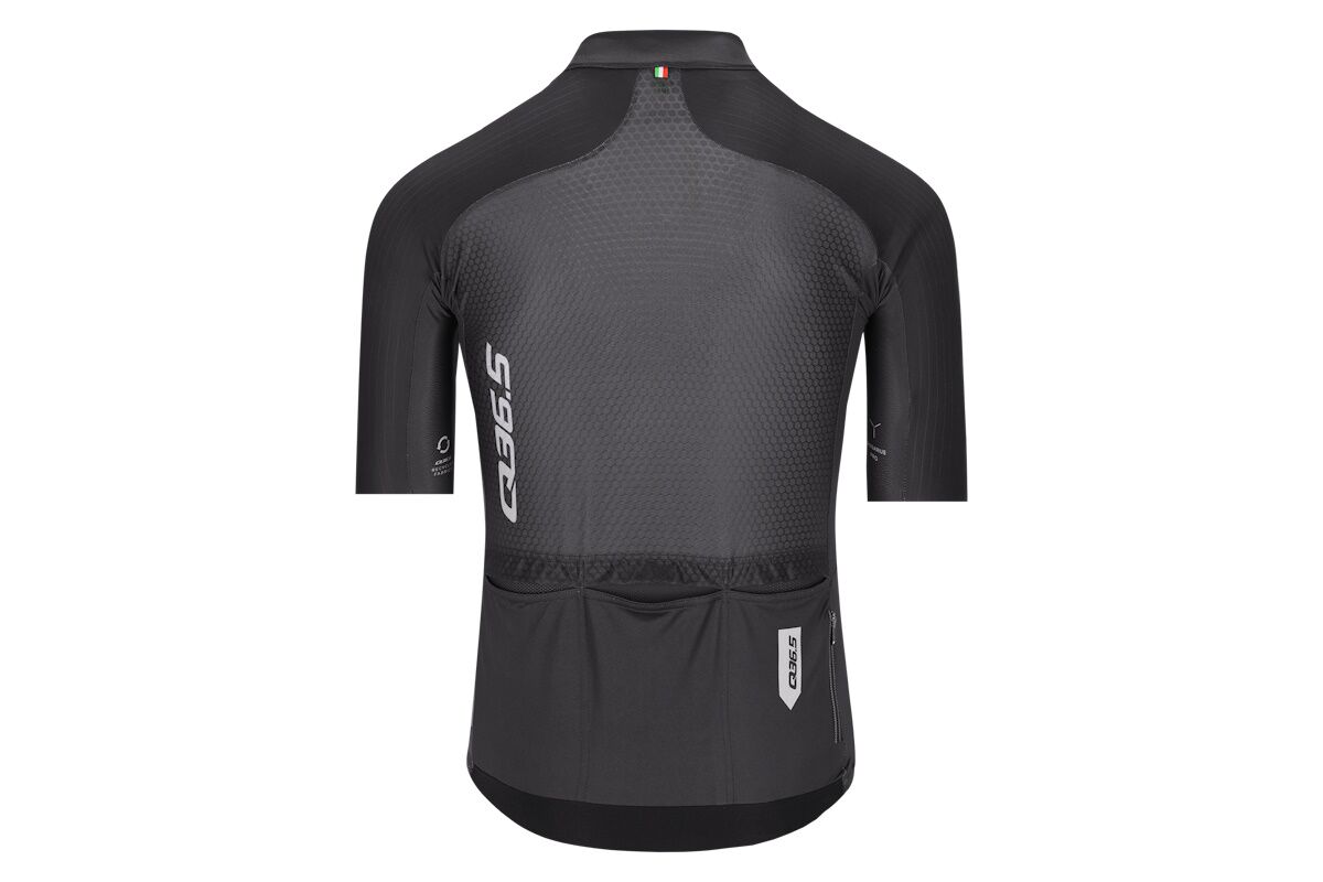 Maillot Q36.5 Gregarius Pro Signature – Aerodinámica, Termorregulación y Estilo Exclusivo para Ciclistas de Alto Nivel - Imagen 9